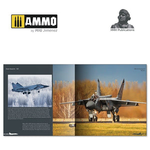 HMH Publications DH-012 Mikoyan MiG-31 Foxhound (English VErsion)