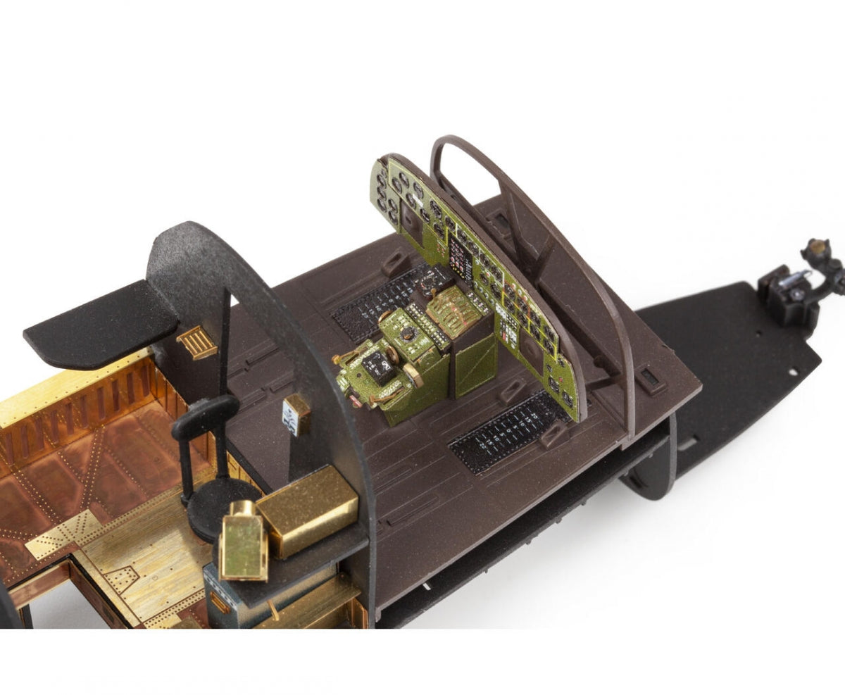 Eduard 491509 B-24D cockpit &amp;amp; engines HOBBY BOSS 1/48 – immagine 7