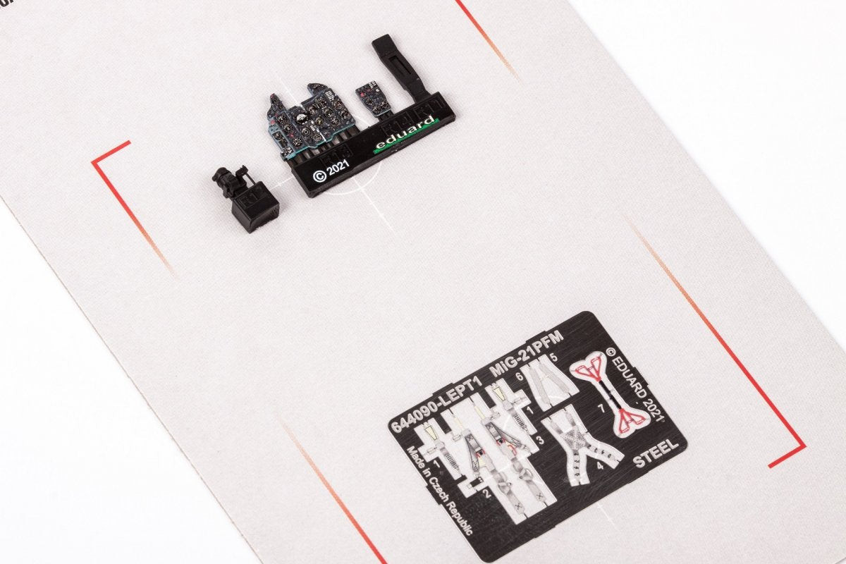 Eduard 644099 MiG-21PFM grey LööK EDUARD 1/48 – imagen 3