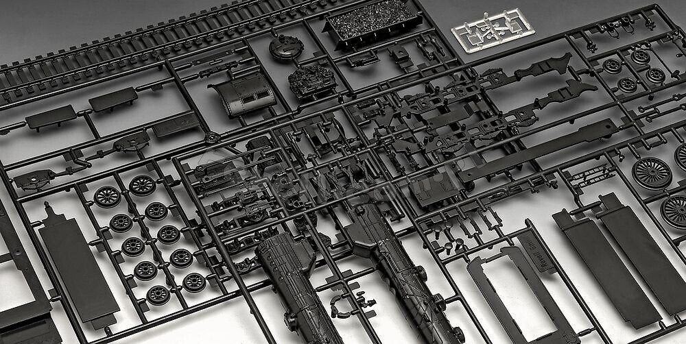 Revell 02166 Mehrzweck-Lokomotive Baureihe 03 1/87 – imagen 6