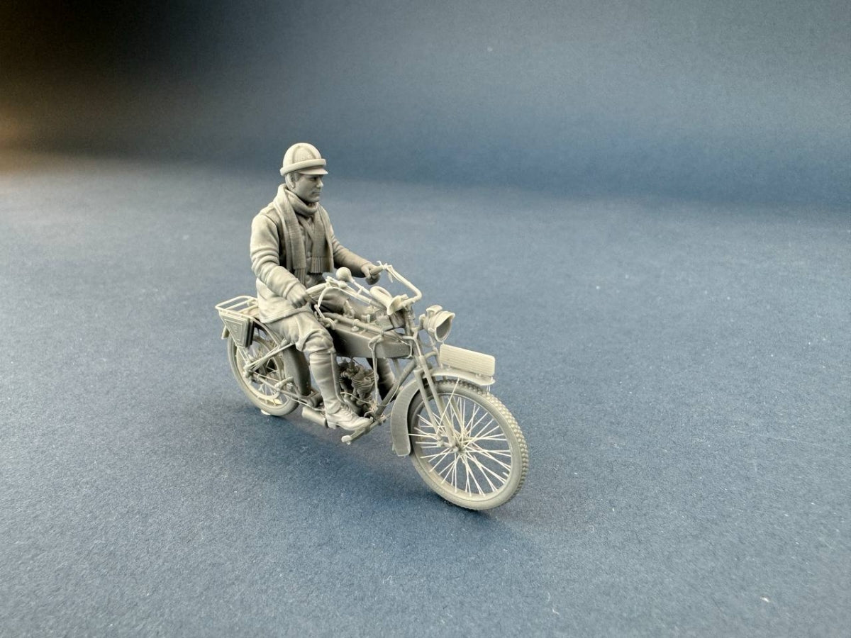 Copper State Models F32-059 German Dispatch Rider riding a motorcycle (Motorcycle not included) 1/32 – zdjęcie 2