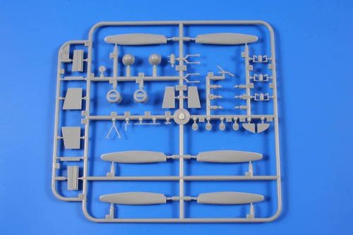 Specjal Hobby 48121 V-173 Flying Pancake 1/48 – imagen 15