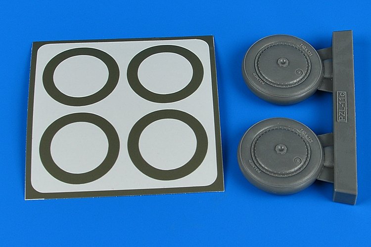 Aires 2249 PZL-11 wheels & paint masks 1/32 IBG