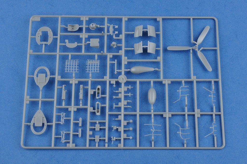 Hobby Boss 80381 F4U-1 Corsair Early version 1/48 – imagen 7