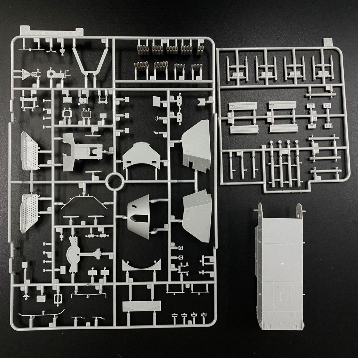 Dragon MD003 Sd.Kfz.138 Panzerjager MARDER III H w/Interior 1/35 – immagine 7