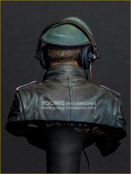 Young Miniatures YM1876 SS Panzer Commander Normandie 1944 1/10 – zdjęcie 6