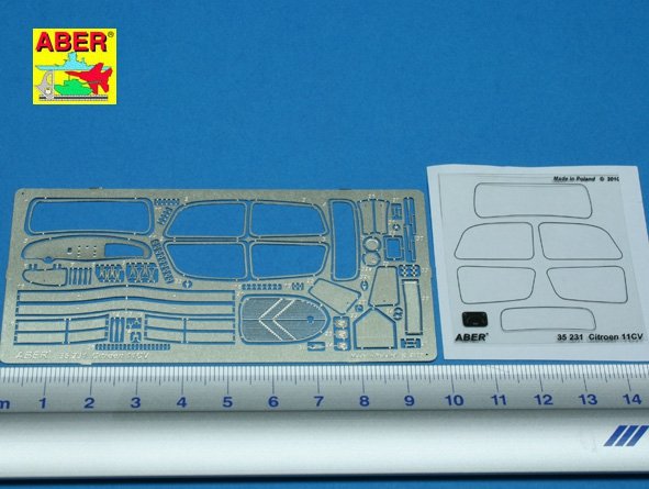 Aber 35231 Citroen Traction 11CV Staff Car 1/35 – imagen 2