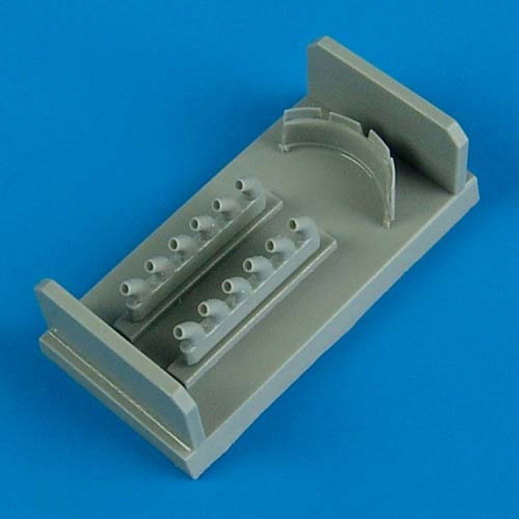 Quickboost QB72374 P-40B/C exhaust &amp; damper cooler 1/72