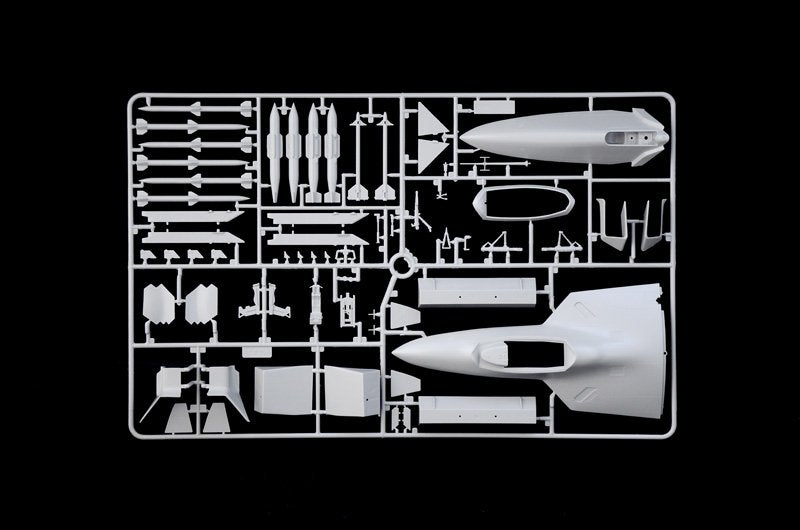 Italeri 2822 F-22 A Raptor 1/48 – image 3