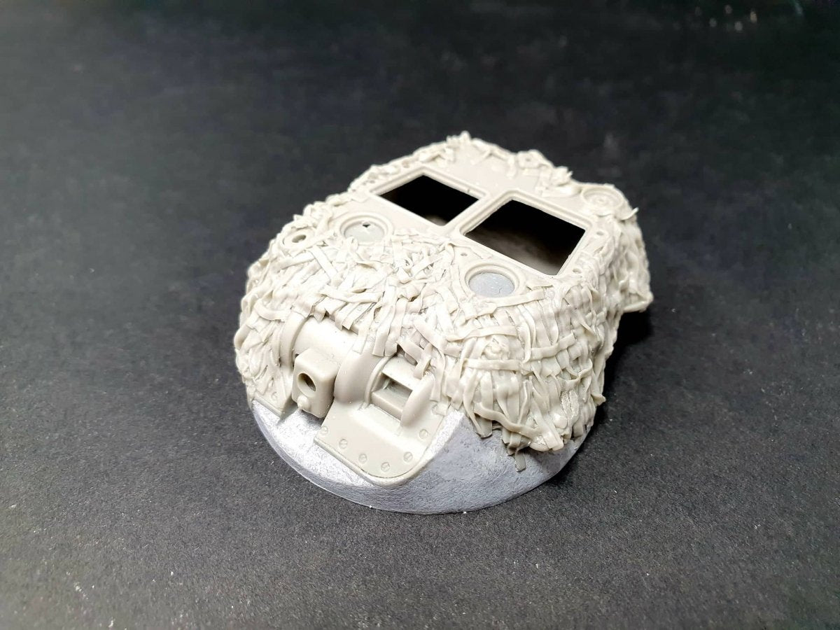 Tourelle de char Staghound AC Panzer Art RE35-220 avec « filet hessois » au 1/35