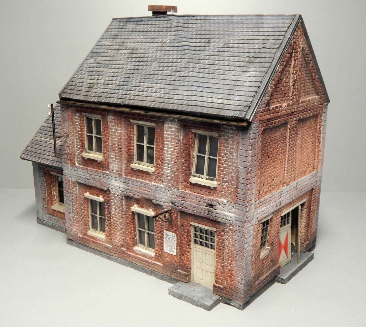 RT-Diorama 35210 Town House (Modular System) 1/35 – zdjęcie 5