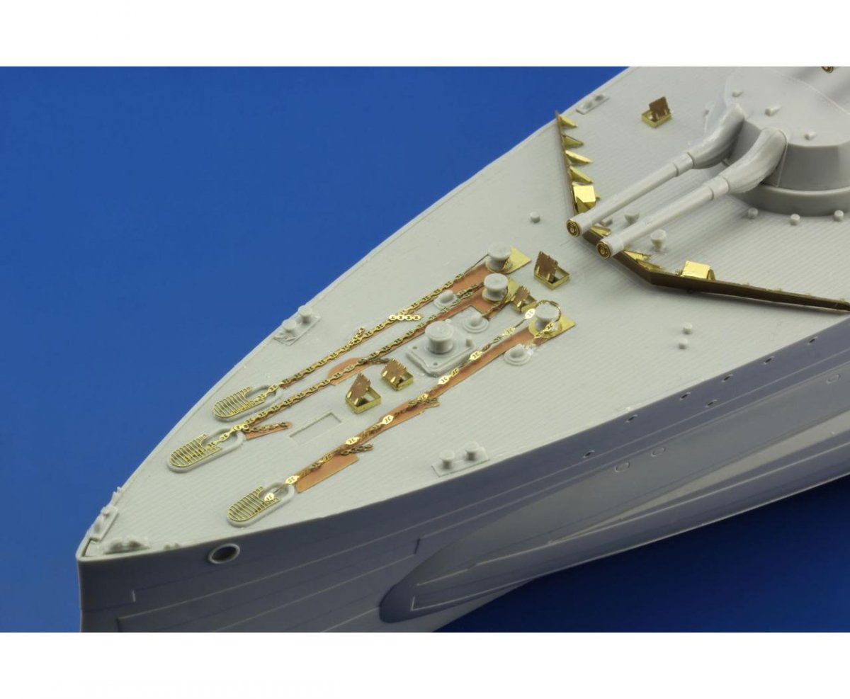 Eduard 53149 HMS Queen Elizabeth 1943 pt 5 - deck &amp;amp; main batteries TRUMPETER 1/350 – immagine 2