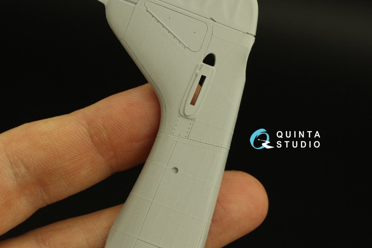 Quinta Studio QRV-016 Single riveting rows (rivet size 0.15 mm, gap 0.6 mm, suits 1/48 scale), White color, total length 6.2 m/20 ft – immagine 4