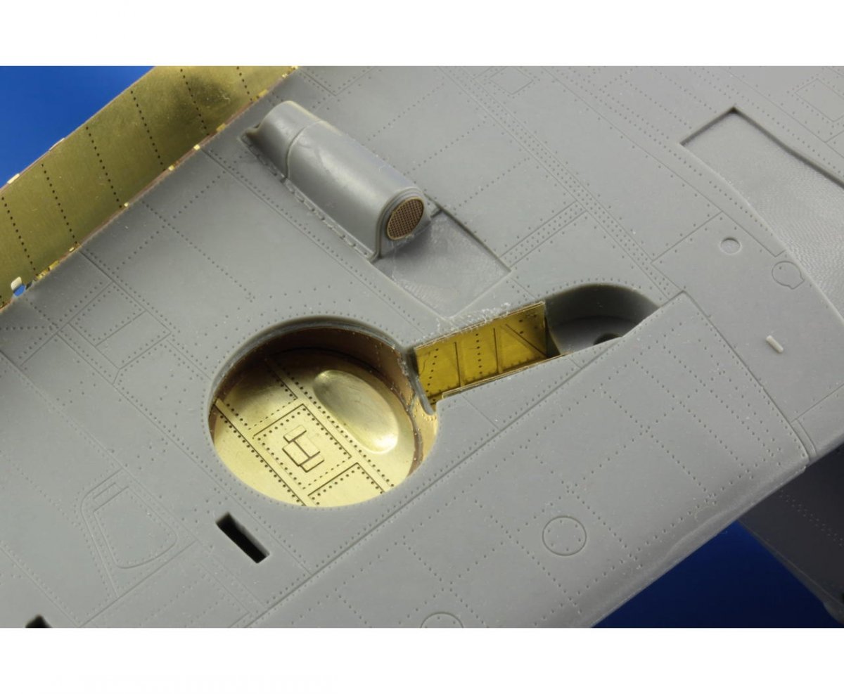 Eduard 32360 Spitfire Mk. II exterior 1/32 Revell – imagen 6