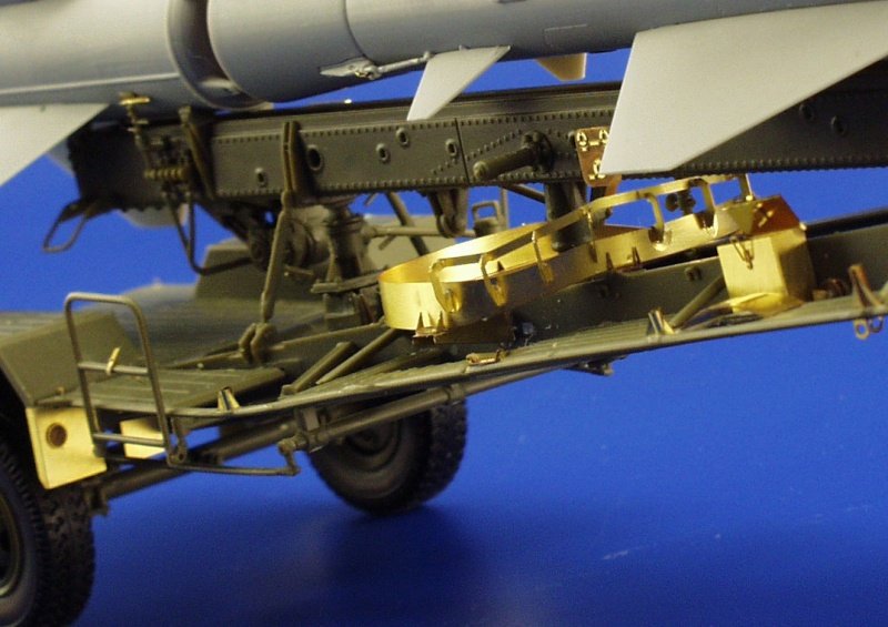 Eduard BIG3529 SA-2 MISSILE / ZiL-157 Truck TRUMPETER 1/35 – zdjęcie 9