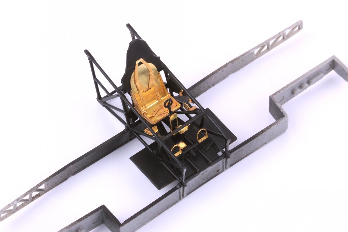 Eduard FE874 Tomahawk Mk. II seatbelts STEEL AIRFIX 1/48 – imagen 2