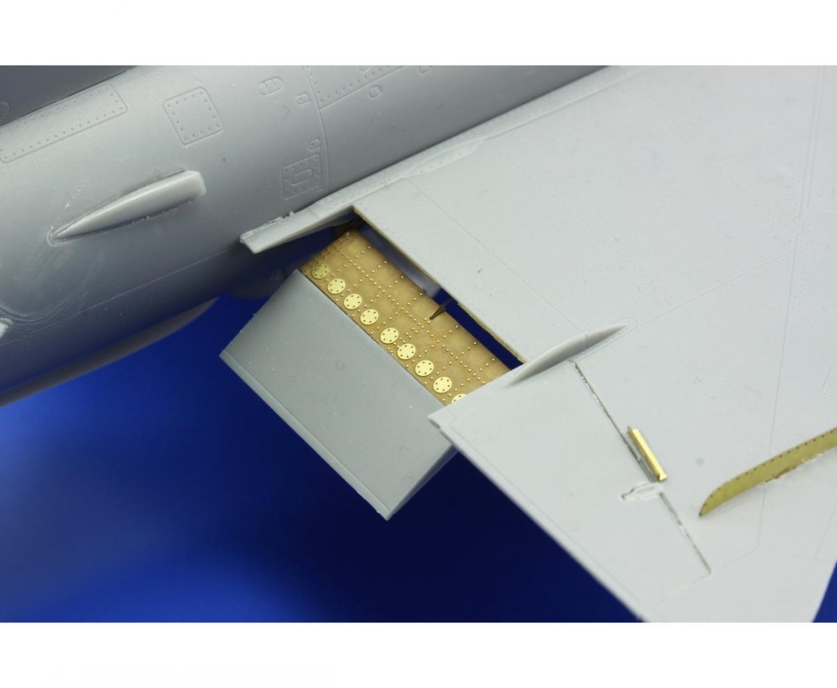Eduard 48767 MiG-21F-13 exterior 1/48 Trumpeter – immagine 2