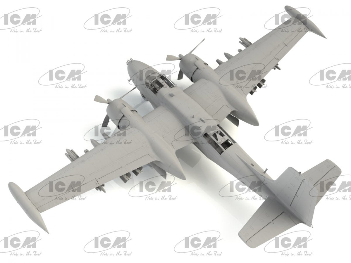 ICM 48280 B-26K with USAF Pilots &amp;amp; Ground Personnel 1/48 – immagine 3