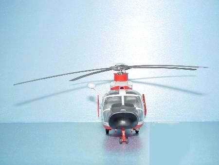 Trumpeter 02816 AEROSPATIALE SA365N DAUPHIN 2 1/48 – Bild 3