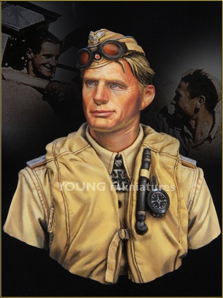 Young Miniatures YM1846 PILOTE DE LA LUFTWAFFE Afrique du Nord Seconde Guerre mondiale 1/10