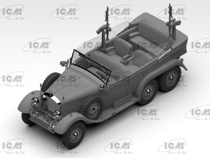 ICM 24024 Type G4 with MG 34 and German Staff Personnel 1/24 – imagen 3