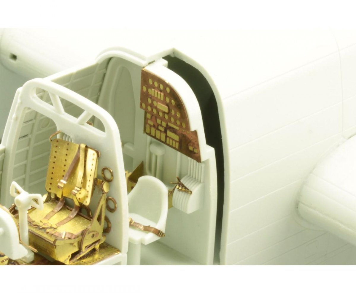Eduard 73561 Halifax B Mk. III interior REVELL 1/72 – immagine 5