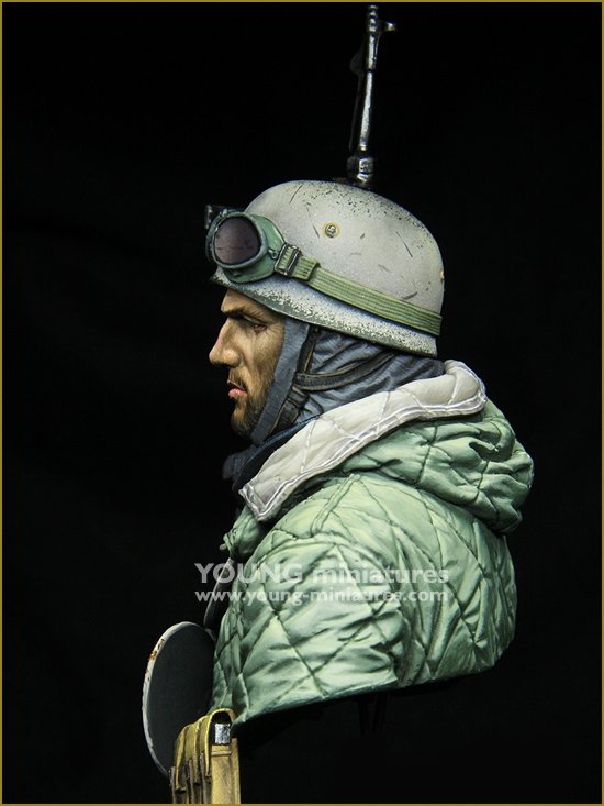 Young Miniatures YM1874 Fallschirmjäger allemand Eastfront 1943 1/10 – image 3