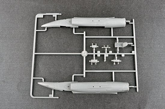 Trumpeter 01684 Nanchang Q-5 Yi 1/72 – Bild 7
