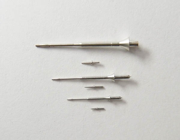 HobbyDecal MT32002V1 F-4 Long nose Pitot tube set 1/32 – imagen 3