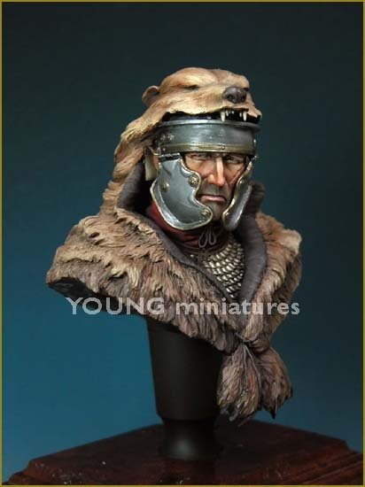 Young Miniatures YH1803 ROMAN SIGNIFER 1st Century A.D 1/10 – imagen 5