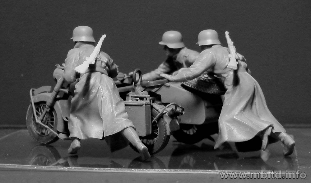 Master Box 35178 German Motorcyclists WWII – Bild 4