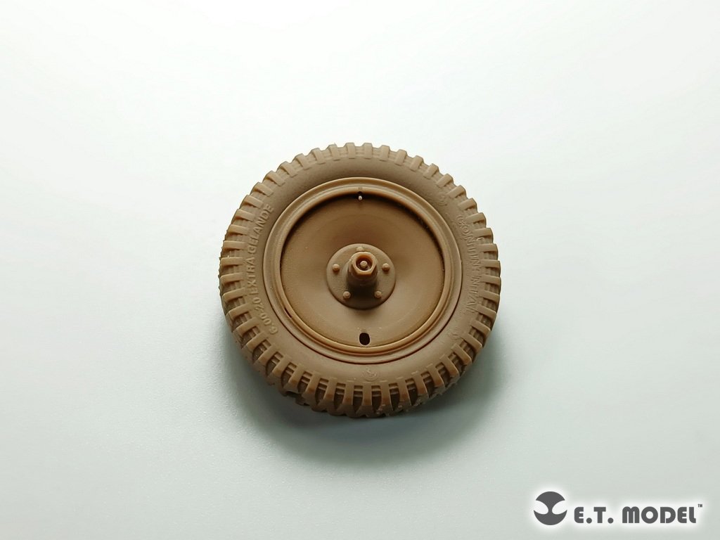 E.T. Model P35-124 WWII German Sd.kfz.250/Sd.kfz.10 Sagged Front Wheels for Dragon Kit 1/35 – imagen 4