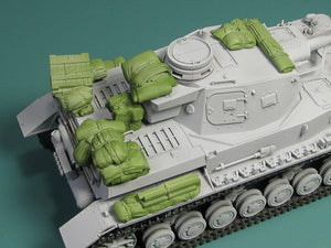 Eureka XXL E-033 Panzerkampfwagen IV (All Versions) Stowage Set 1/35 – image 13