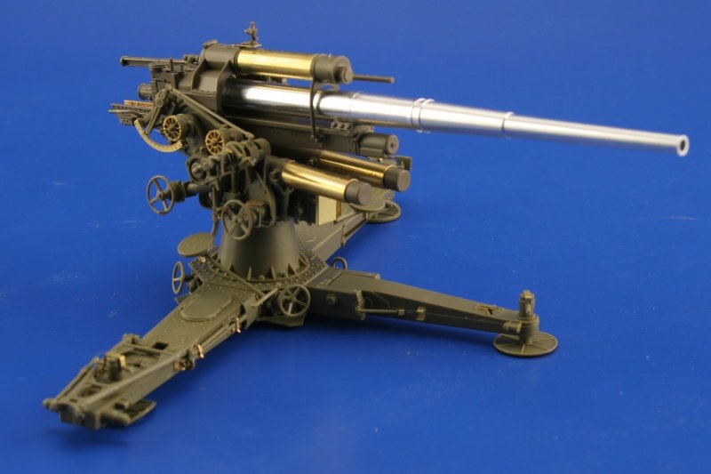 Eduard 35822 Flak 18 88mm AFV CLUB – immagine 2