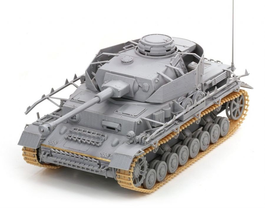 Dragon 6611 Pz.Kpfw.IV Ausf.H with Zimmerit 1/35 – imagen 3