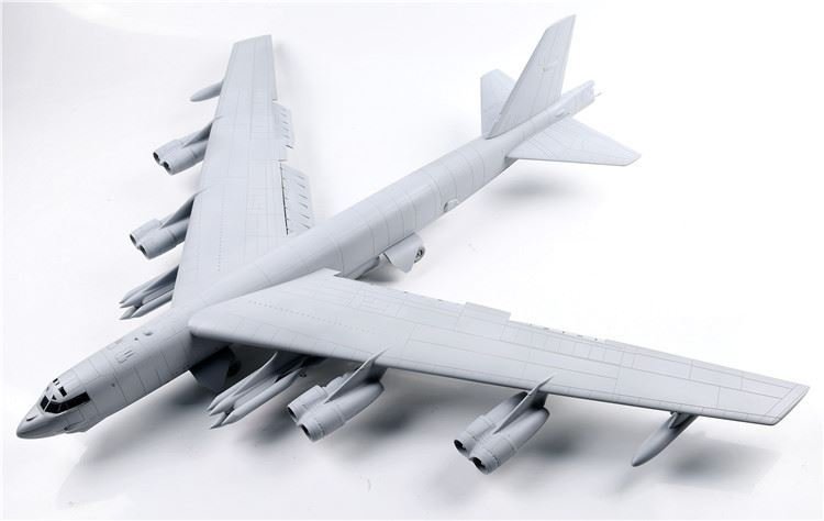 Modelcollect UA72200 B-52H U.S. Stratofortress strategic Bomber 1/72 – imagen 5