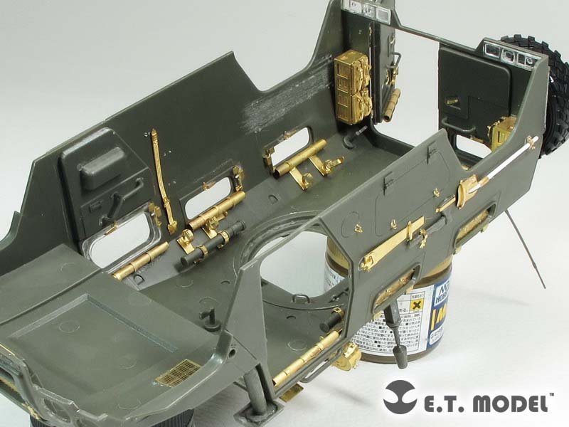 ET Model E35-195 Intérieur du GAZ-233014 STS « TIGER » russe (pour Meng VS-003) (1/35) – image 5