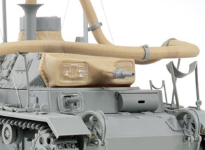 Cyber ​​​​Hobby 6717 Pz. Kpfw. 111(3,7 cm)(T) Ausf. F, Opération Seelowe (1/35) – image 5