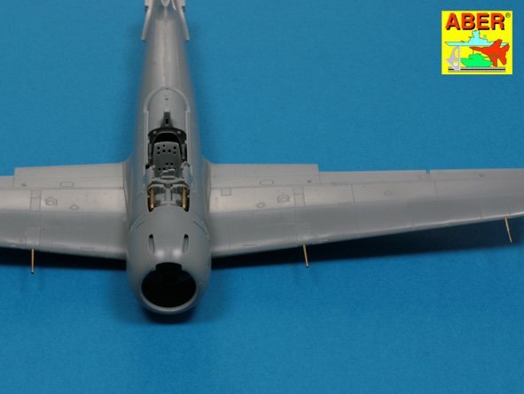 Aber A48 106 Armament for Japanese fighter Mitsubishi A6M5 Zero 1/48 – imagen 3