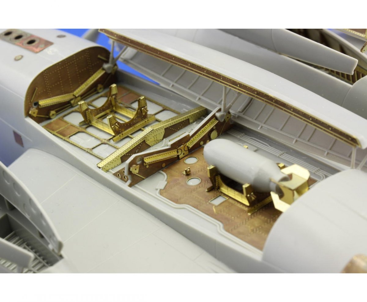 Eduard 48736 PV-1 bomb bay 1/48 Revell – imagen 4