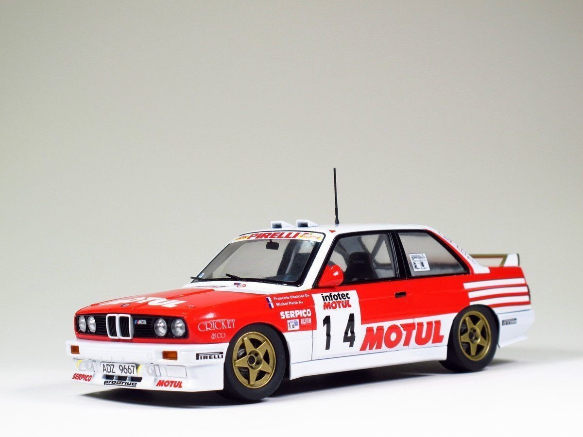 Aoshima 05061 BMW M3 E30 1989 Version Rallye Tour de Corse (1/24) – image 3