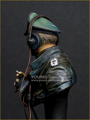 Young Miniatures YM1876 SS Panzer Commander Normandie 1944 1/10 – zdjęcie 4