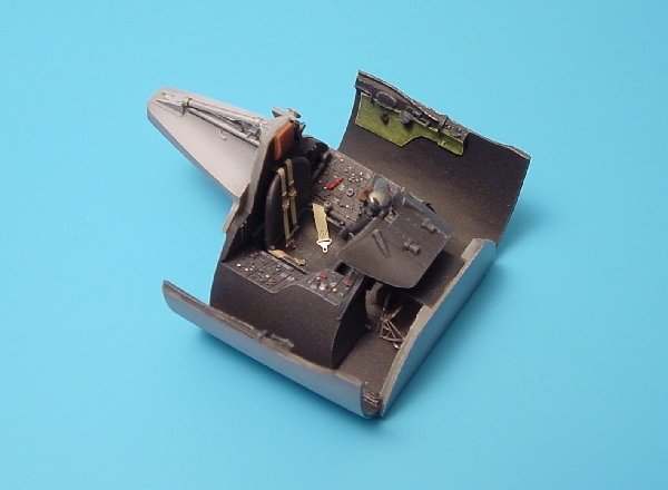 Ensemble de cockpit Aires 4167 A-1H SKYRAIDER 1/48 Tamiya