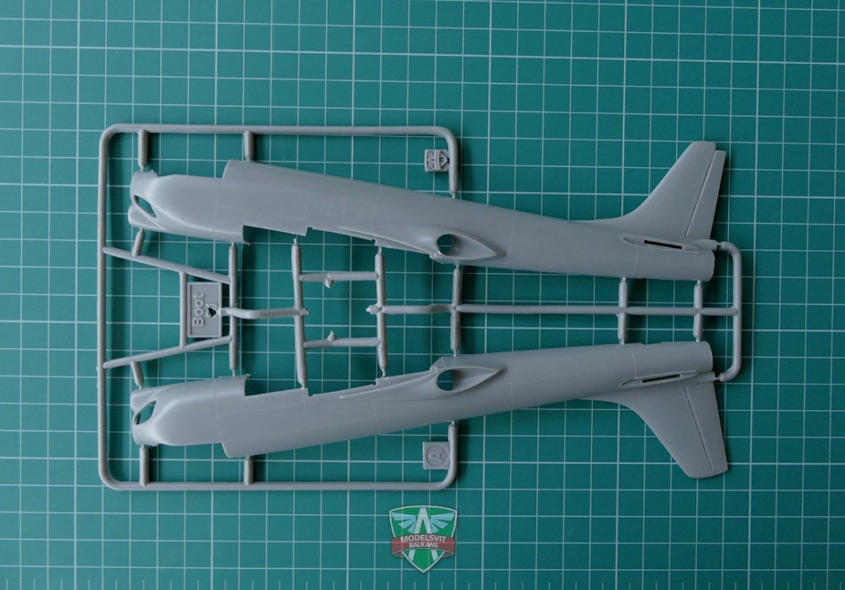 Modelsvit 72016 Tupolev Tu-91 Naval attack aircraft 1/72 – immagine 6