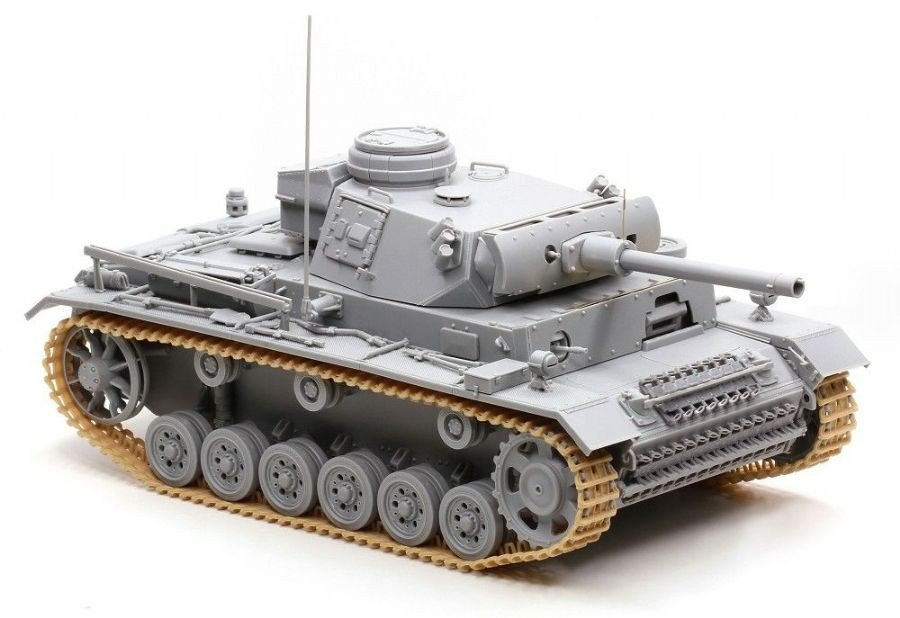 Cyber Hobby 6616 Sd.Kfz.141/3 Pz.Kpfw.III (FL) 1/35 – imagen 7