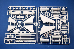 Kitty Hawk 80106 Sepecat Jaguar GR.1/GR.3 1/48 – Bild 11
