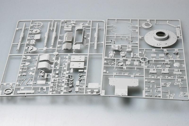 Trumpeter 01535 M1A1/A2 Abrams 5in 1 1/35 – image 7