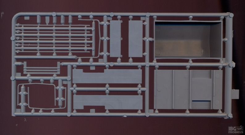 IBG 72001 Bedford QLD 3-ton 4x4 General Service 1/72 – immagine 2