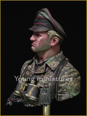 Young Miniatures YM1831 German Waffen SS Officer 1944 1/10 – imagen 4