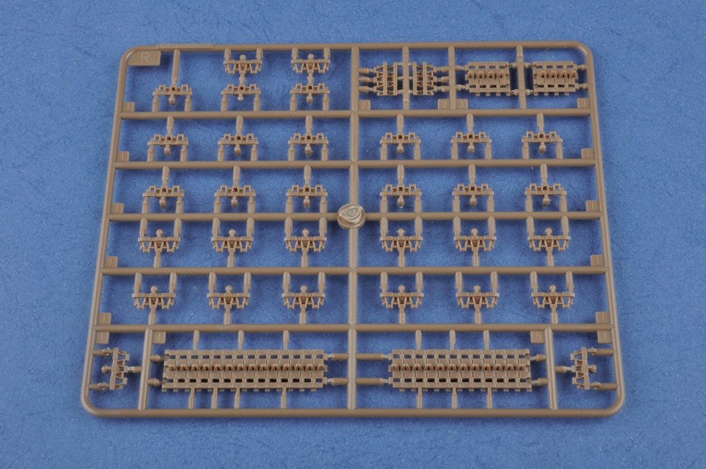 Hobby Boss 83803 allemand Pzkpfw.II Ausf.J VK16.01 (1/35) – image 6